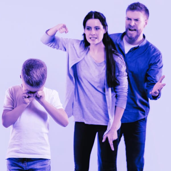 Eltern sind wütend auf Kind